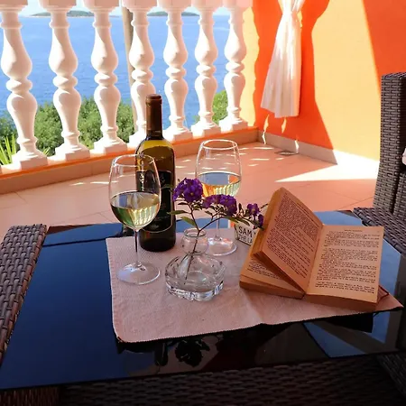 Adriatic View Holiday home Prizba